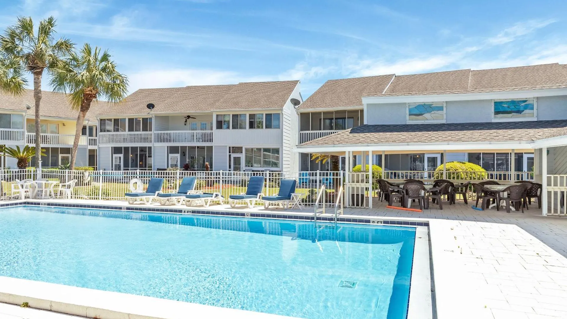 Apartment Dolphin Point 601C- By Holiday Isle Properties Destin